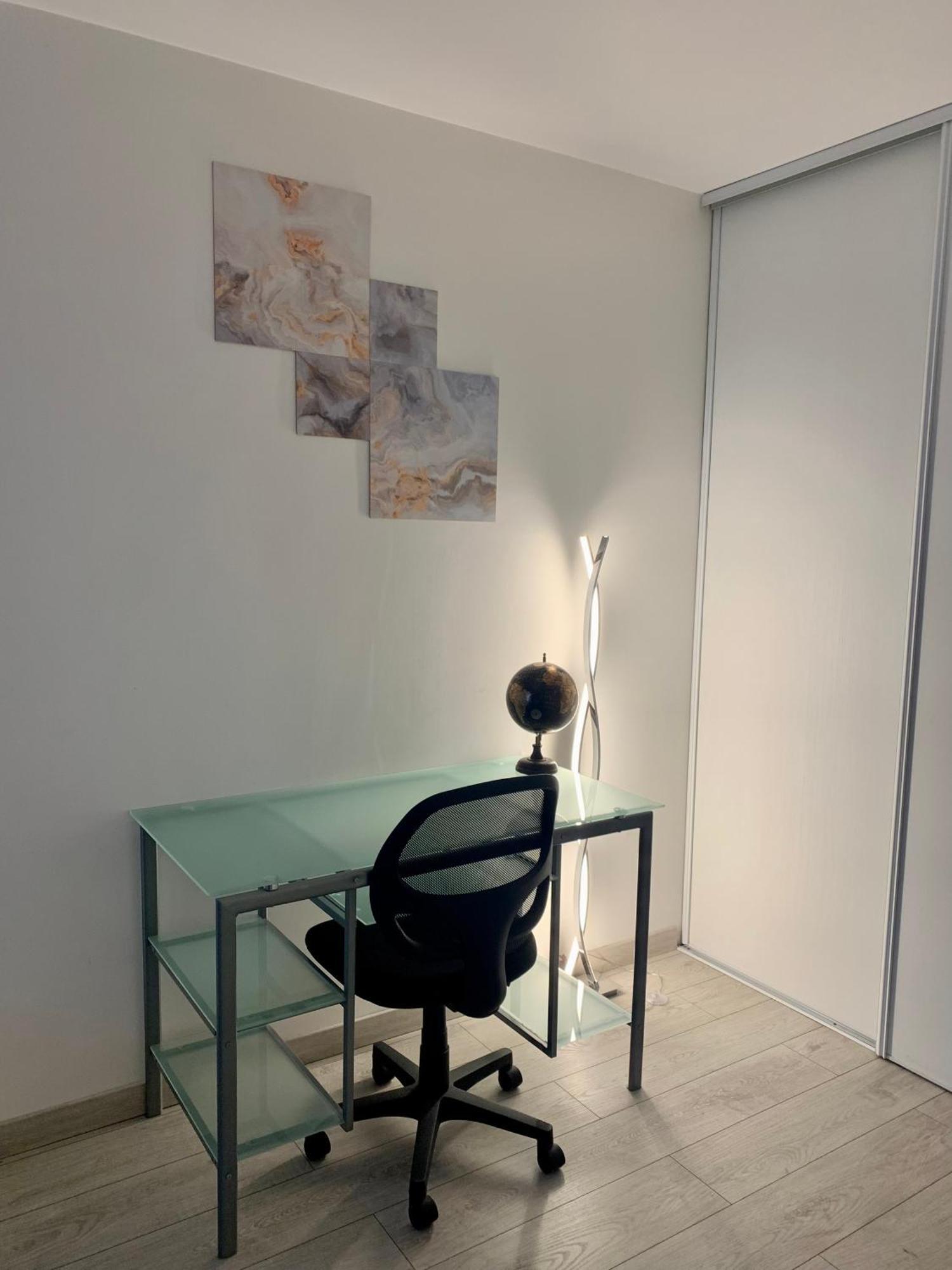 Grand F3 - Emplacement D'or Proche Paris Et Versailles *