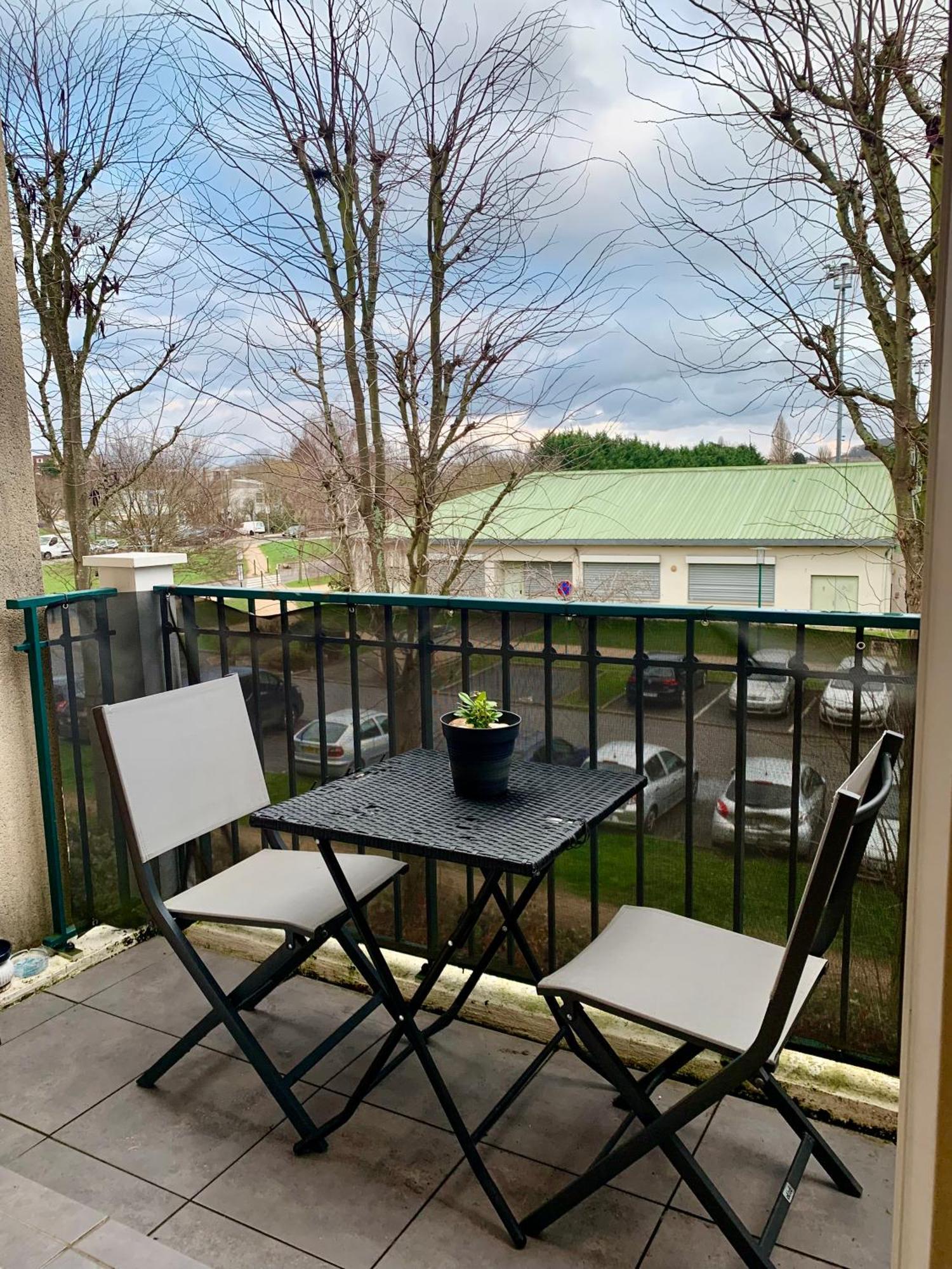 Grand F3 - Emplacement D'or Proche Paris Et Versailles Apartment